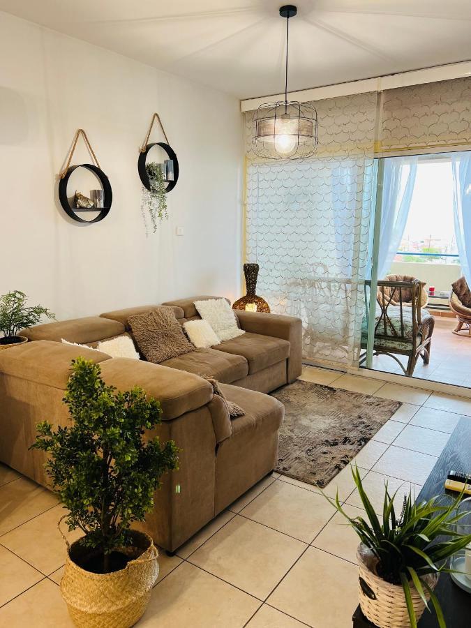 Carisa Holiday Rooms Larnaca Exterior photo